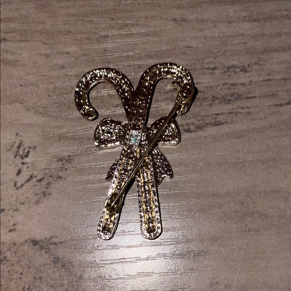 Festive Candy Cane Brooch - Picture 2 of 4